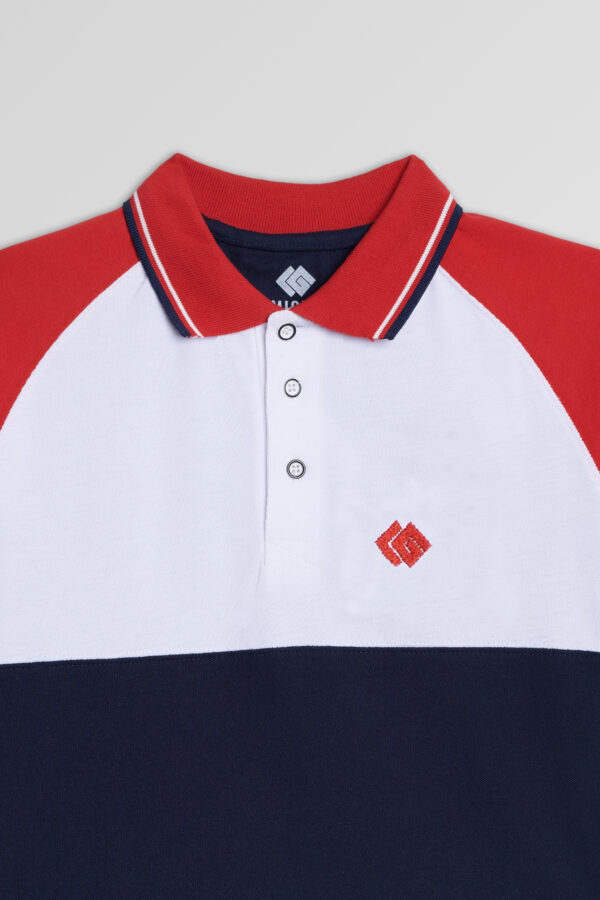 White & red T-shirt - Image 2